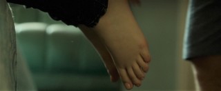 Joey King feet photo thumbnail