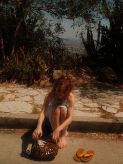 Joey King feet photo 6