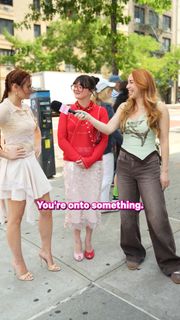 Joey King feet photo 1