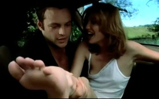 Joey Lauren Adams feet photo thumbnail