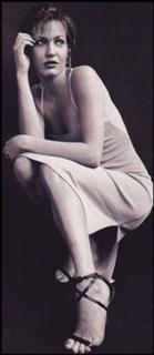 Joey Lauren Adams feet photo thumbnail