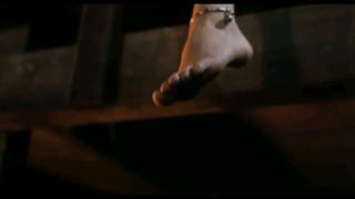 Joey Wang feet photo 2