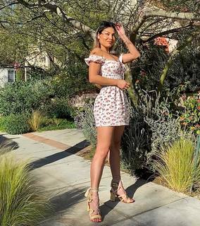 Johana Gomez feet photo 1