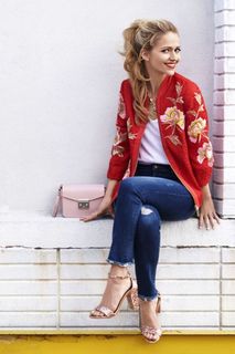Johanna Braddy feet photo 14