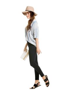 Johanna Klum feet photo thumbnail