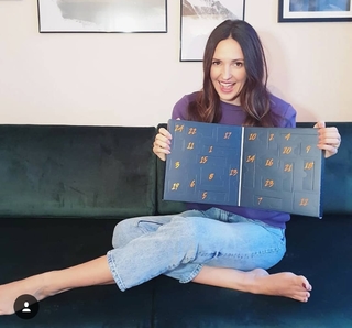 Johanna Klum feet photo thumbnail