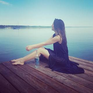 Johanna Klum feet photo thumbnail