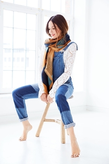 Johanna Klum feet photo thumbnail
