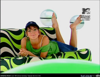 Johanna Klum feet photo thumbnail