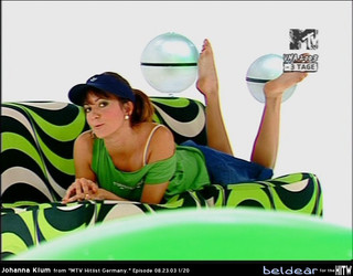 Johanna Klum feet photo thumbnail