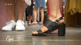 Johanna Klum feet photo thumbnail