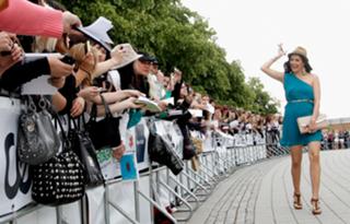 Johanna Klum feet photo thumbnail
