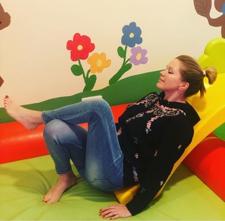 Johanna Setzer feet photo 1