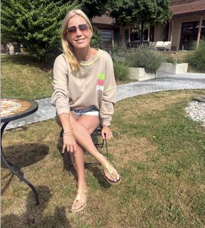 Johanna Setzer feet photo 17