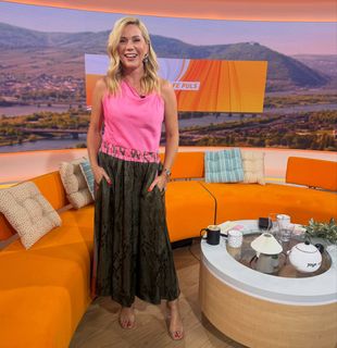 Johanna Setzer feet photo 4