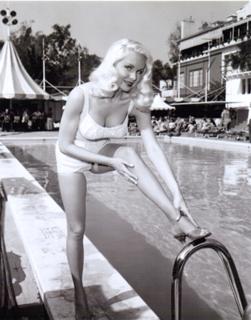 Joi Lansing feet photo 3