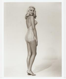 Joi Lansing feet photo 10