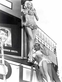 Joi Lansing feet photo 5