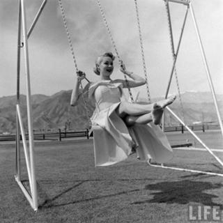 Joi Lansing feet photo 19