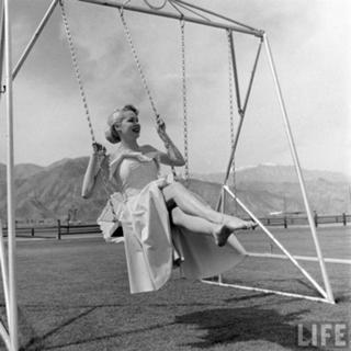 Joi Lansing feet photo 18