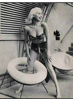 Joi Lansing feet photo 18