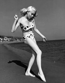 Joi Lansing feet photo 16