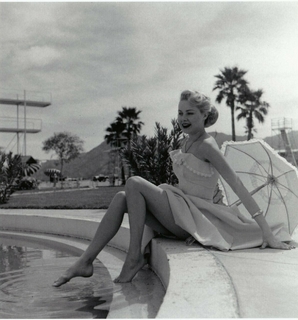 Joi Lansing feet photo 14