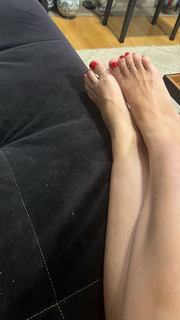 Joice Hasselmann feet photo 2