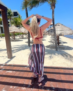 Joice Hasselmann feet photo 14