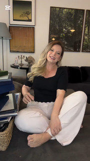 Joice Hasselmann feet photo 18