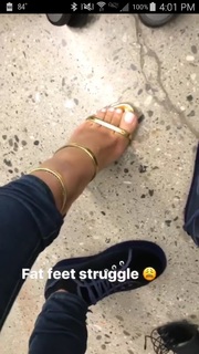 Joiec Chavis feet photo 5