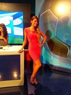 Jolanda V. De Rienzo feet photo 10