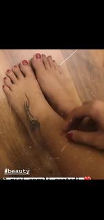 Jolanda V. De Rienzo feet photo 6