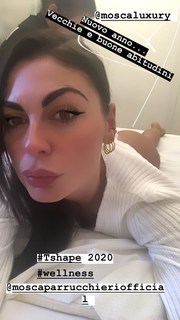 Jolanda V. De Rienzo feet photo 17