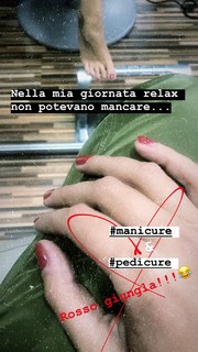 Jolanda V. De Rienzo feet photo 15