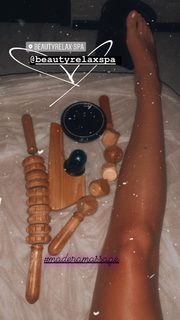 Jolanda V. De Rienzo feet photo 18
