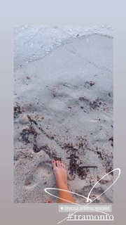 Jolanda V. De Rienzo feet photo 3