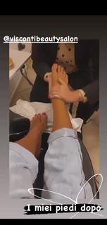 Jolanda V. De Rienzo feet photo 19