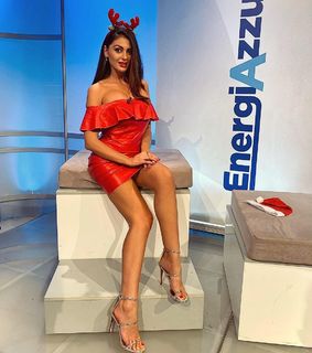 Jolanda V. De Rienzo feet photo 13