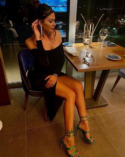 Jolanda V. De Rienzo feet photo 2