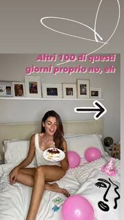 Jolanda V. De Rienzo feet photo 18