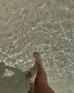 Jolanda V. De Rienzo feet photo 11
