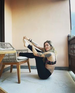 Jolene Van Vugt feet photo 4