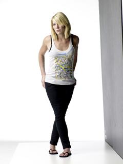 Jolene Van Vugt feet photo 15