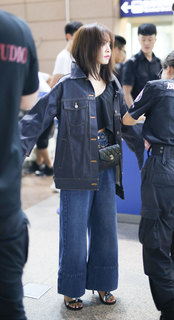 Jolin Tsai feet photo 8