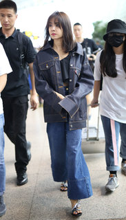 Jolin Tsai feet photo 7