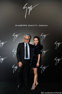Jolin Tsai feet photo 2