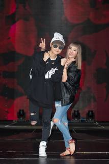 Jolin Tsai feet photo 15