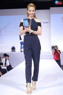 Jolin Tsai feet photo 8