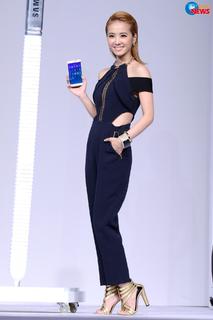 Jolin Tsai feet photo 6